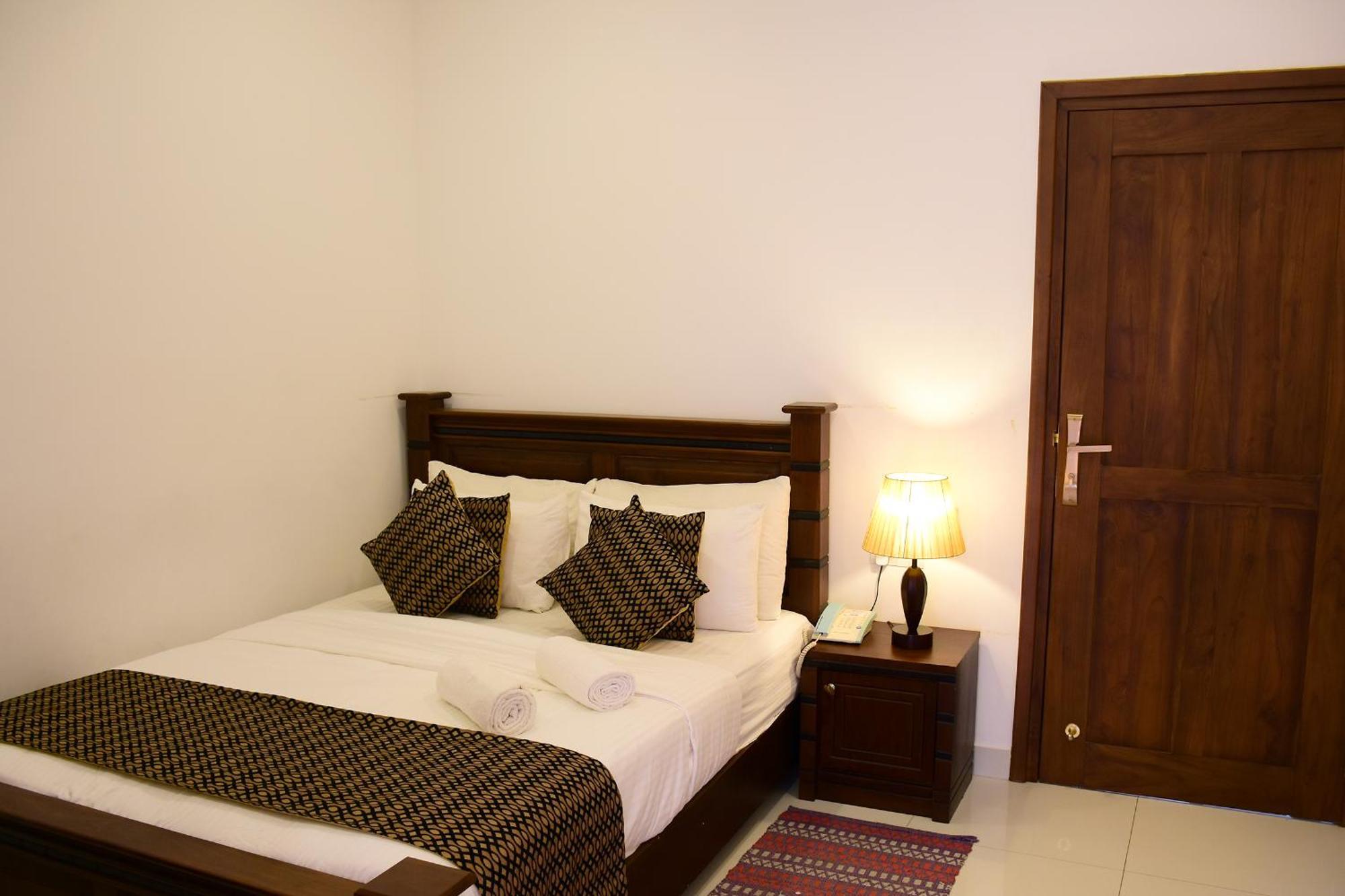 Hotel Bamiyan Kandy Exterior photo