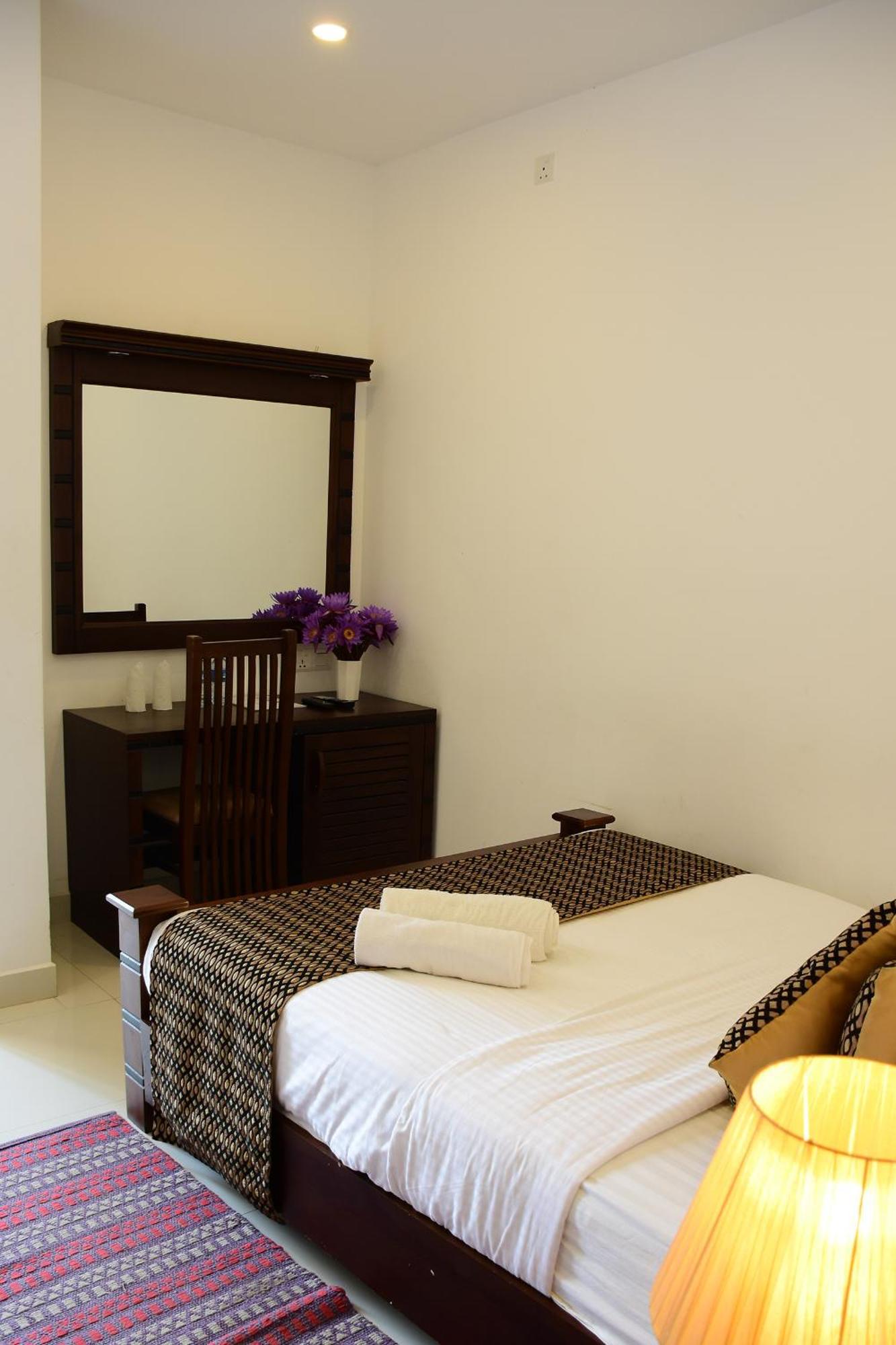 Hotel Bamiyan Kandy Exterior photo