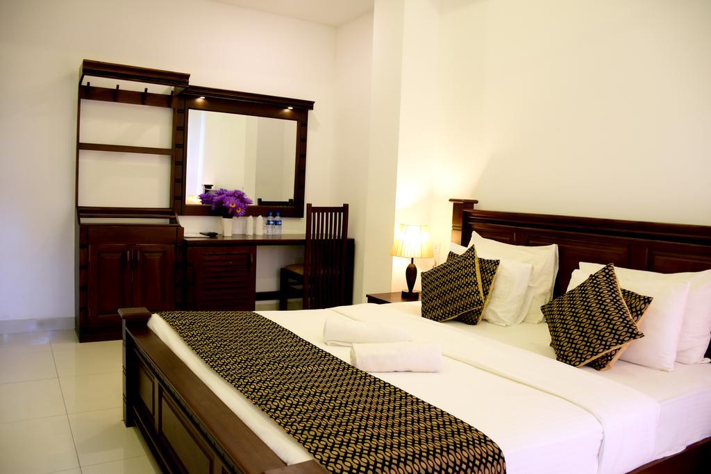 Hotel Bamiyan Kandy Exterior photo